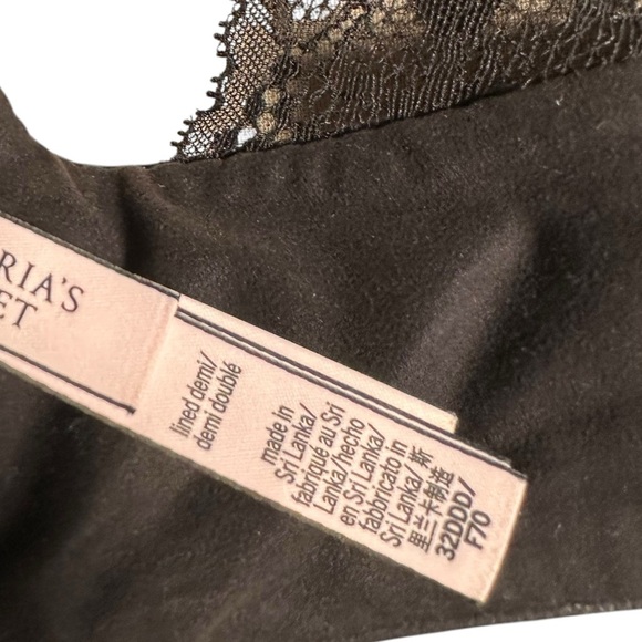 BODY by VICTORIA’S SECRET Lined Demi Lace Full Coverage Bra - Picture 7 of 8